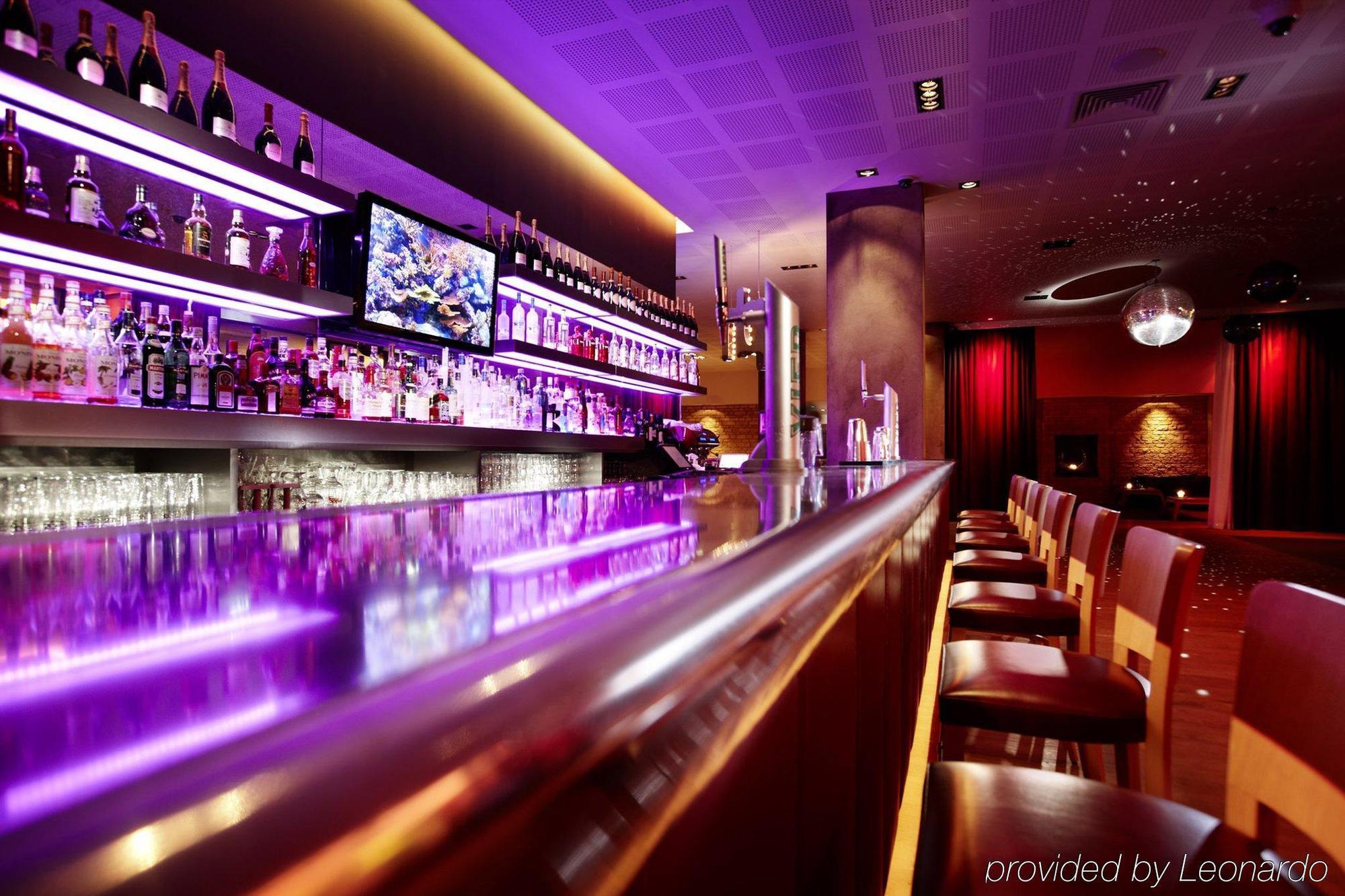 Pentahotel Hotel 4*