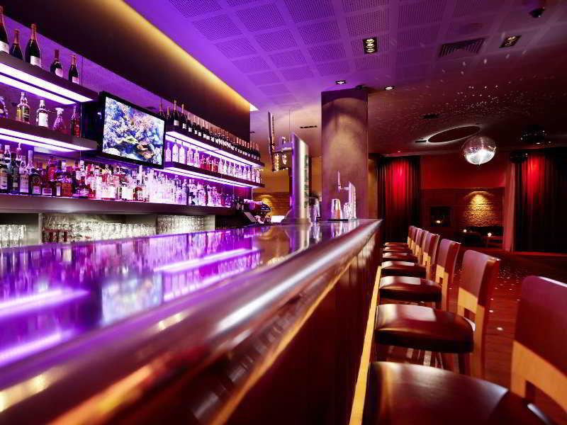 Pentahotel Hotel
